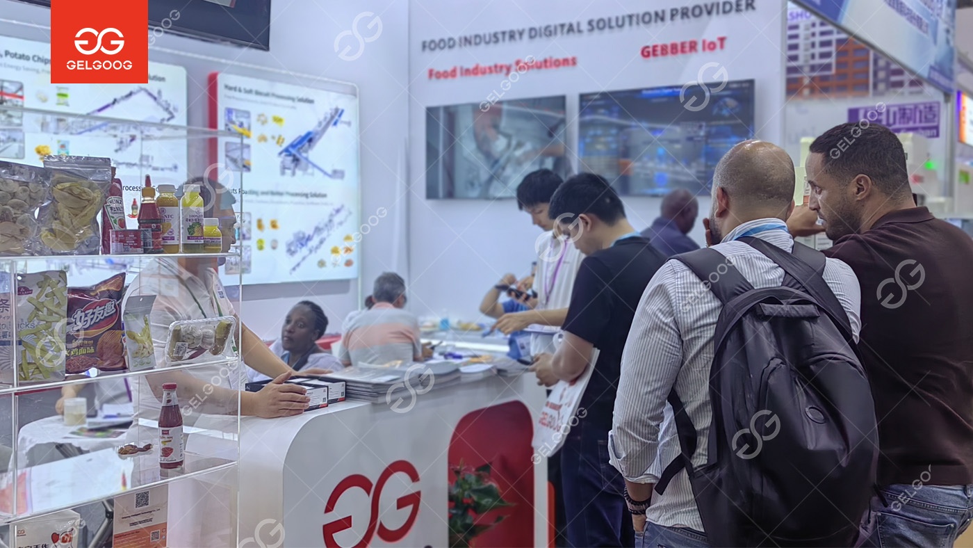 138届广交会现场客户沟通